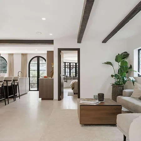Jazmine Exquisite Oasis Nuva Andalucia Marbella